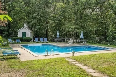 $549,000 | 249 Villager Road, Unit 249, Chester, NH 03036