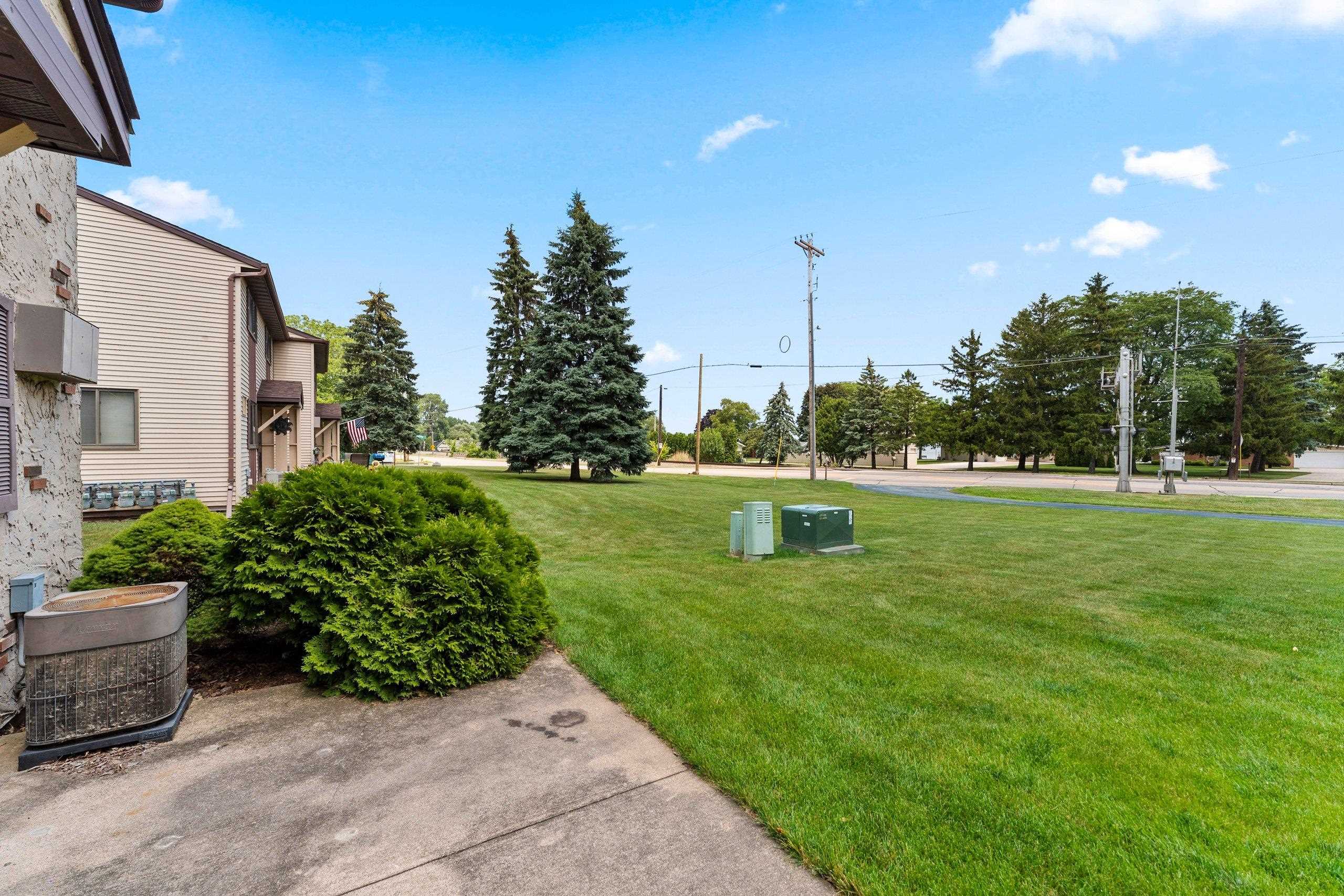 2529 Fond Du Lac Road Oshkosh, WI 54902 - Photo 28 of 39