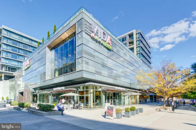 $2,995 | 1300 4th Street Southeast, Unit 414, Washington, DC 20003