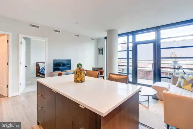 $2,995 | 1300 4th Street Southeast, Unit 414, Washington, DC 20003