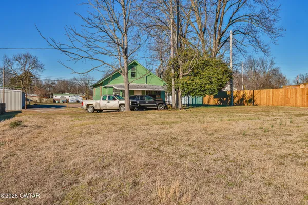 $109,000 | 206 Broad Street, Greenfield, TN 38230