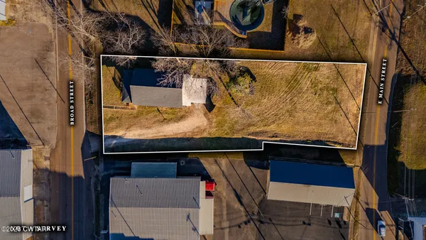 $109,000 | 206 Broad Street, Greenfield, TN 38230