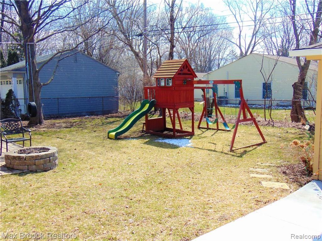 16157 Reedmere Avenue Beverly Hills, MI 48025 - Photo 19 of 19
