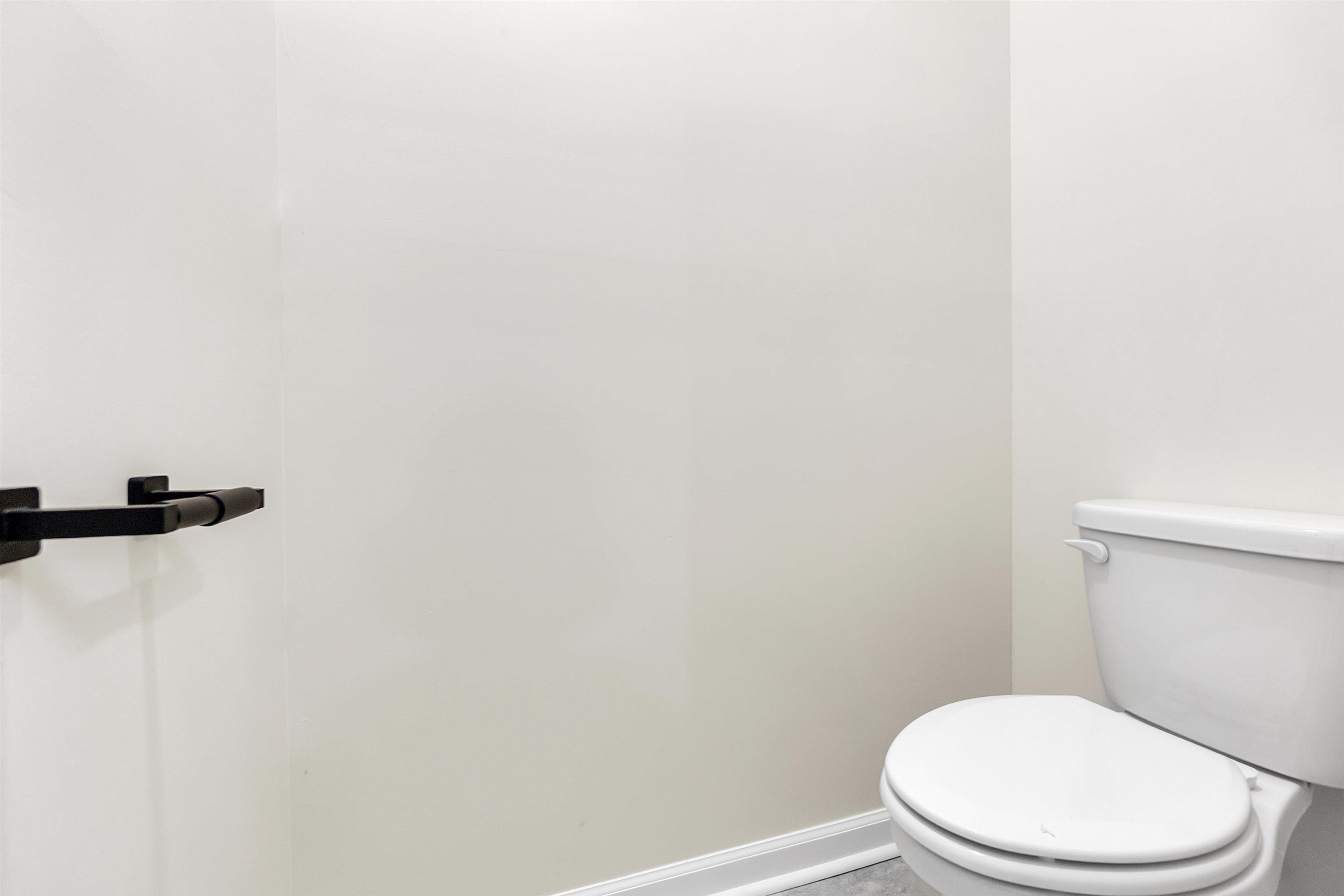 4397 Crescent Park Drive Memphis, TN 38141 - Photo 39 of 40 Bathroom with baseboards and toilet