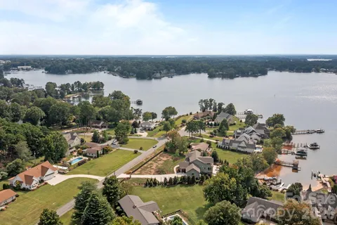$1,095,000 | 21316 Country Club Lane, Cornelius, NC 28031