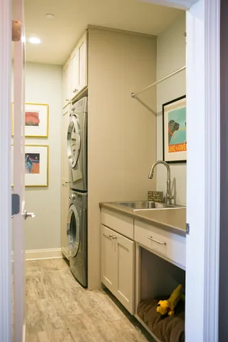 $1,100,000 | 625 North Segoe Road, Unit 1001, Madison, WI 53705