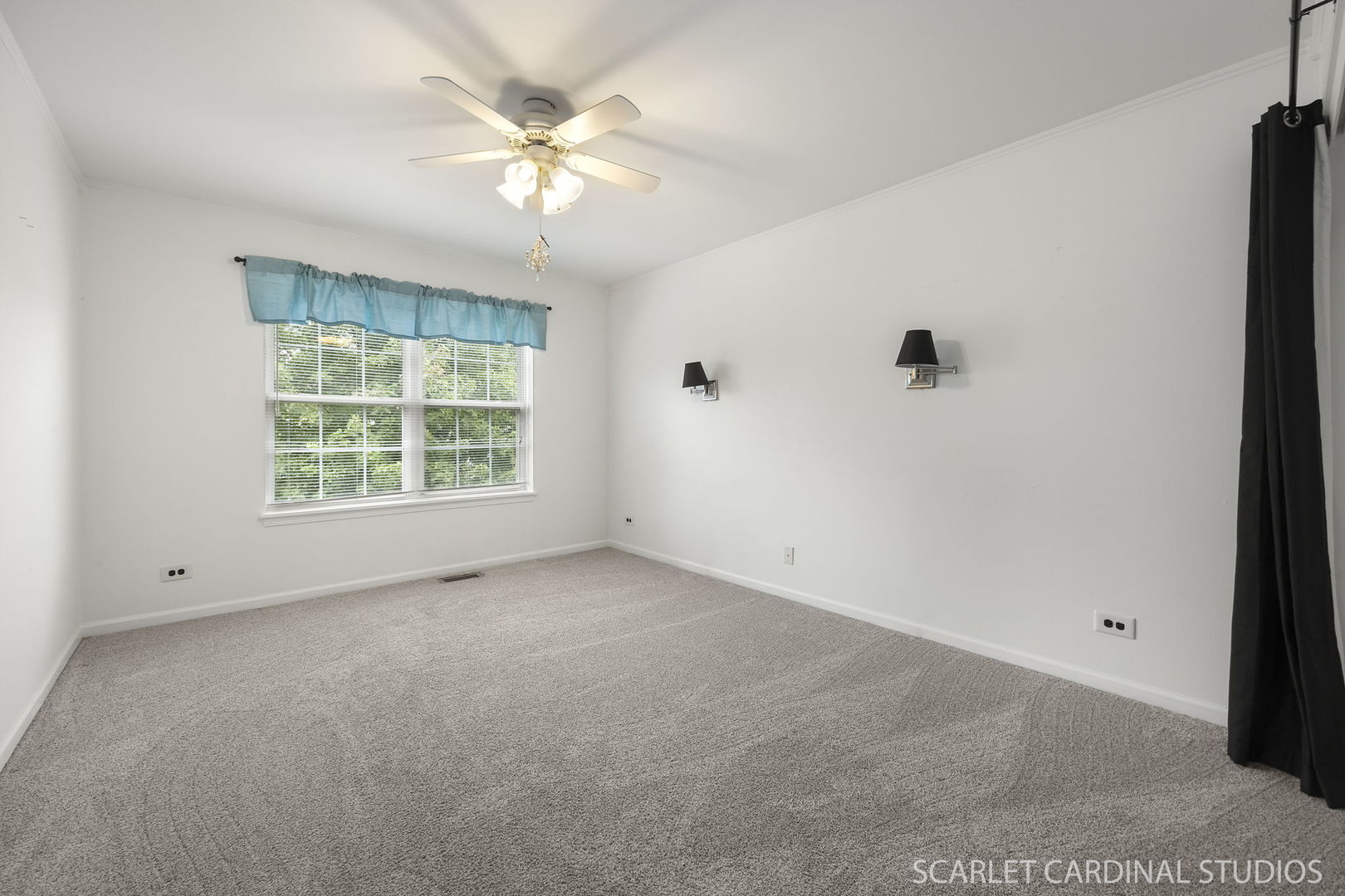 13905 Trillium Lane Plainfield, IL 60544 - Photo 29 of 30 an empty room with windows and fan