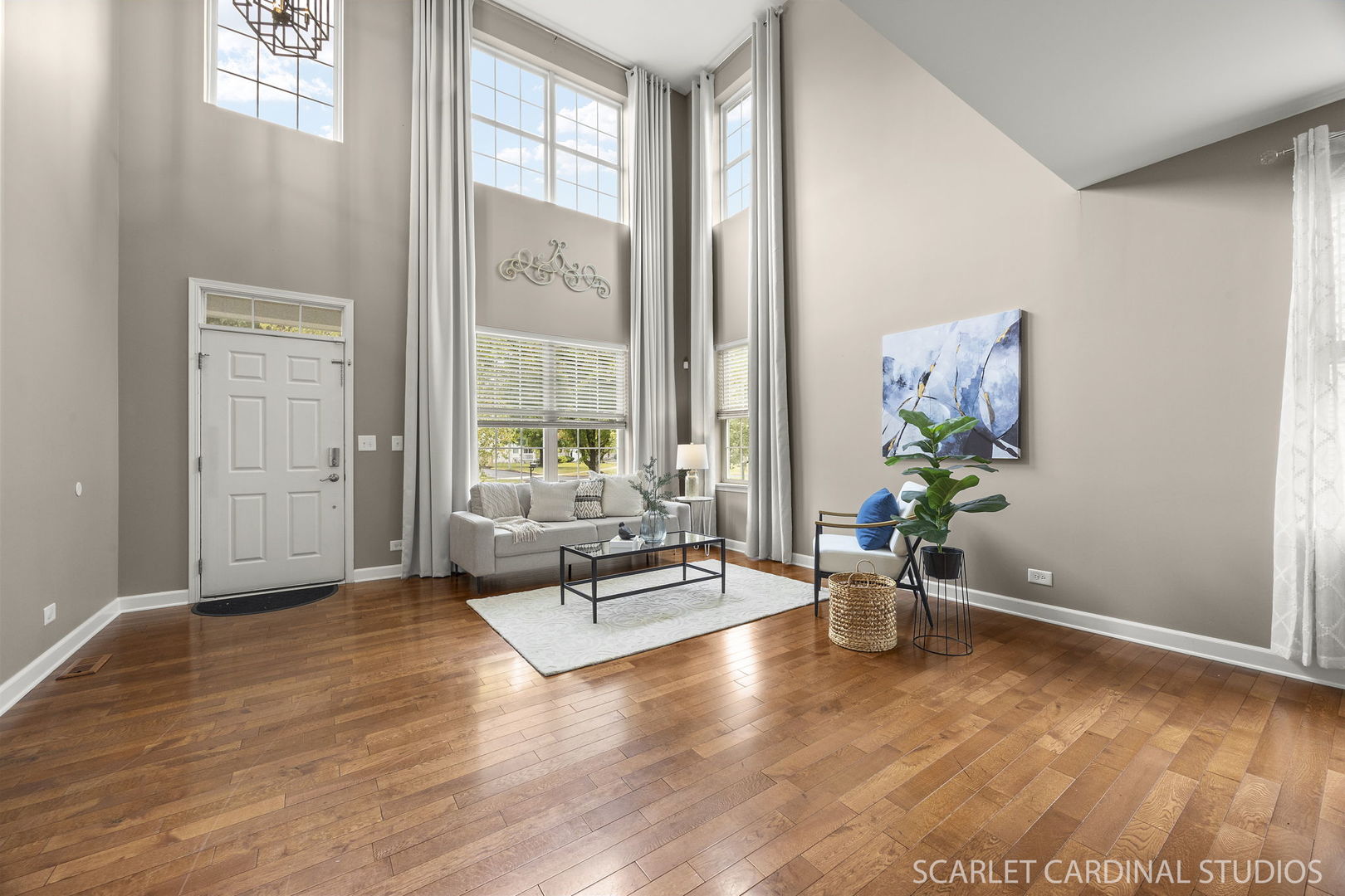 13905 Trillium Lane Plainfield, IL 60544 - Photo 5 of 30 a living room with furniture and a table