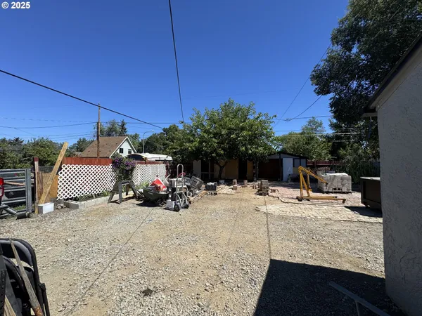 $275,000 | 801 Grant Avenue, Medford, OR 97501