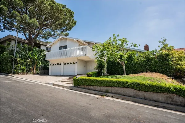 $8,495 | 2396 Venus Drive, Los Angeles, CA 90046