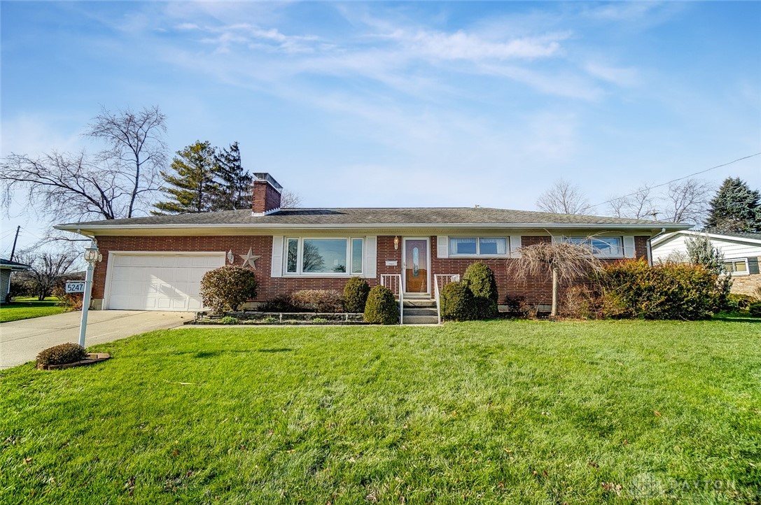 5247 West Ridgewood Road Springfield, OH 45503 - Photo 1 of 43