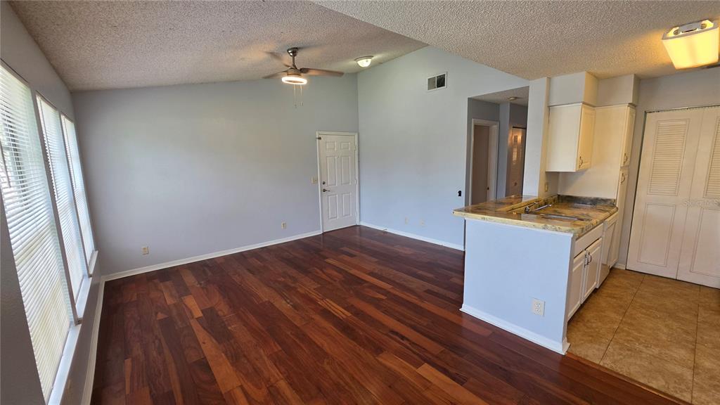1077 South Hiawassee Road, Unit 824 Orlando, FL 32835 - Photo 8 of 23
