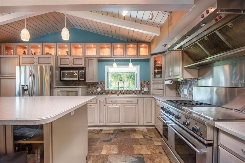 3 Southeast Ocale Way Summerfield, FL 34491 - Photo 10 of 59