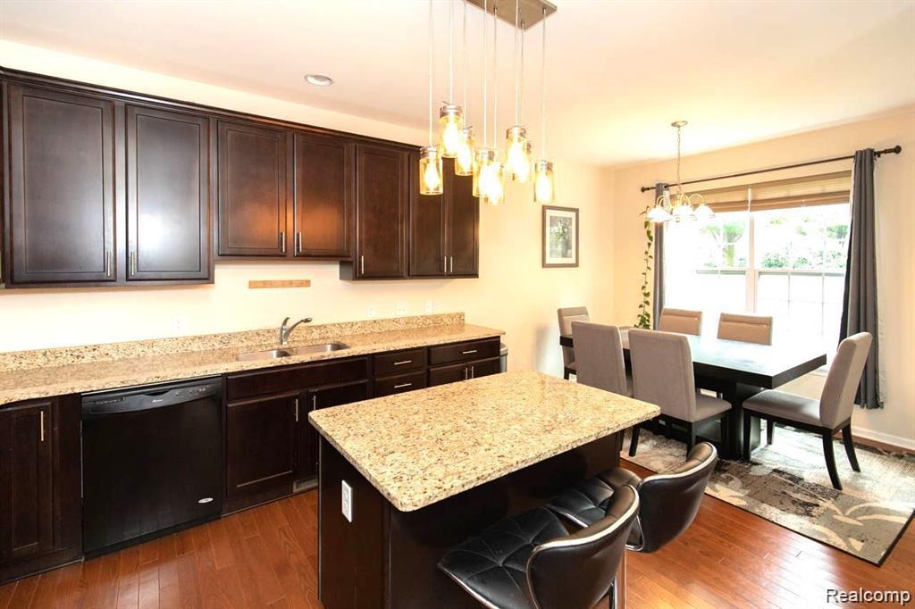 41578 Mitchell Road Novi, MI 48377 - Photo 17 of 46 17.jpg