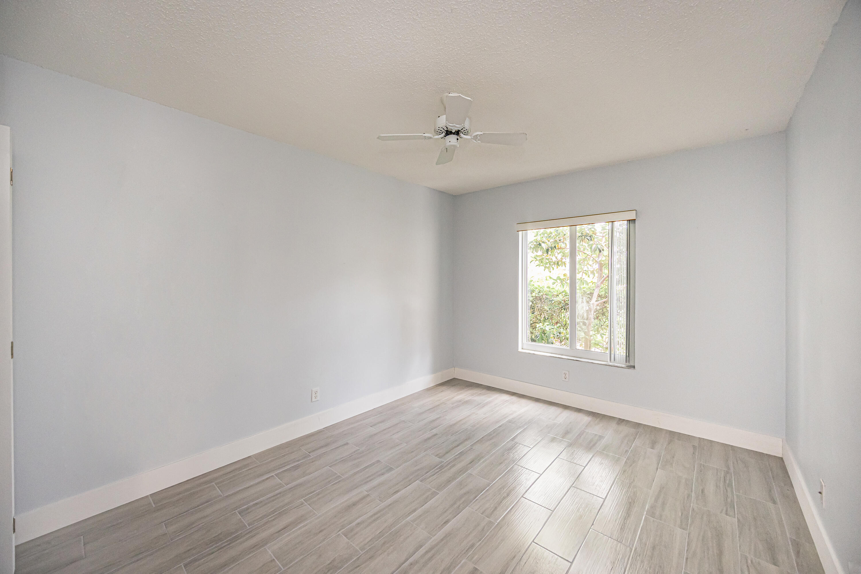 5148 Rosen Boulevard Boynton Beach, FL 33472 - Photo 41 of 50 0046_8985
