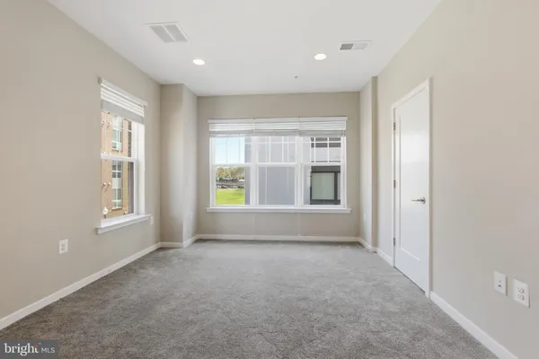 $4,500 | 725 Parkside Place Northeast, Washington, DC 20019