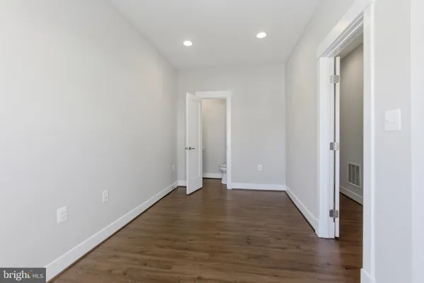 $4,500 | 725 Parkside Place Northeast, Washington, DC 20019