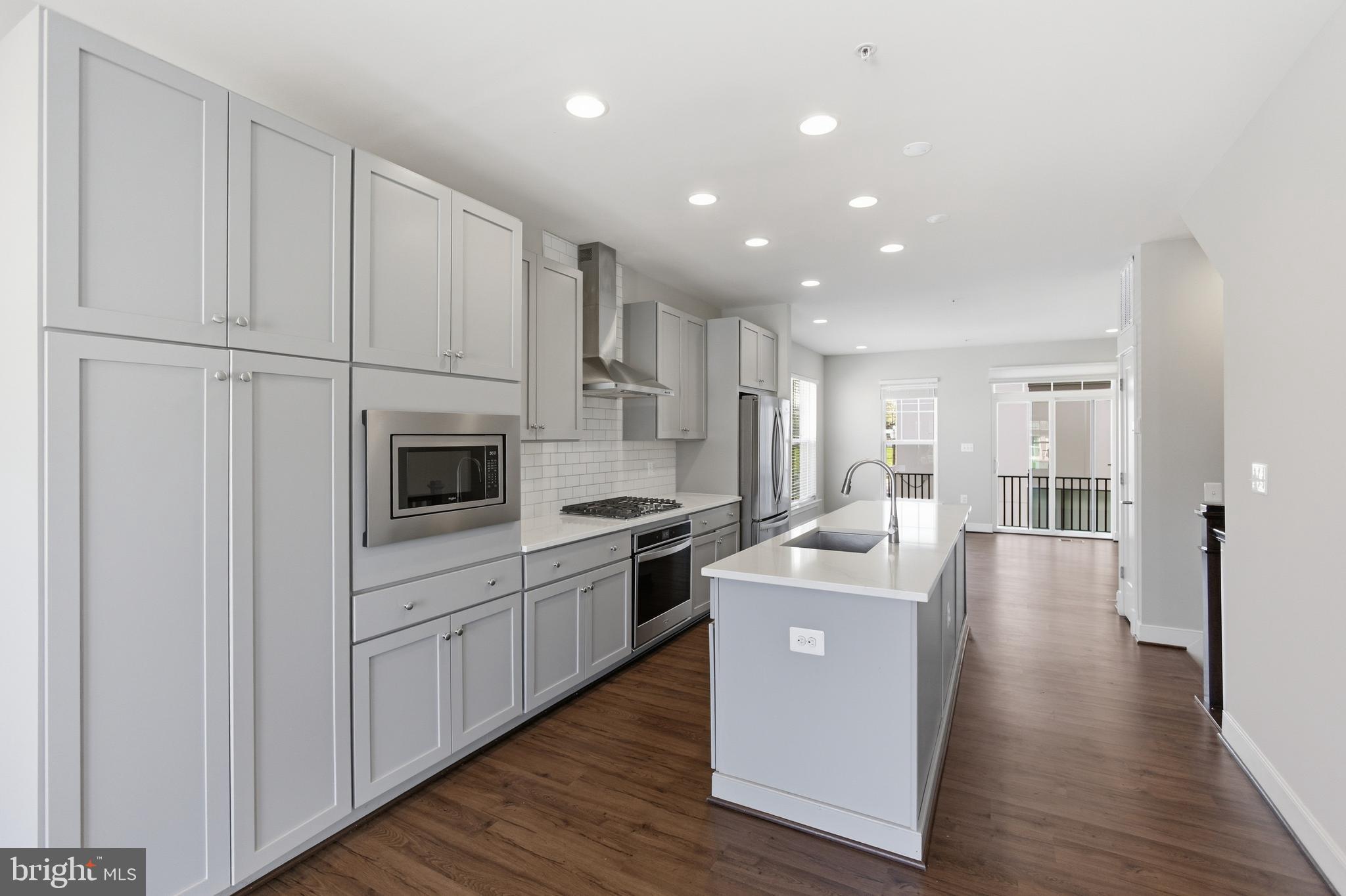 725 Parkside Place Northeast Washington, DC 20019 - Photo 9 of 29