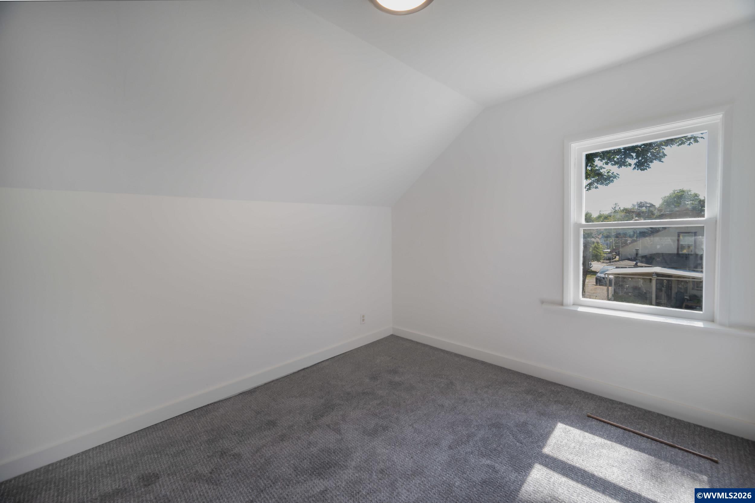 170 23rd Street Northeast Salem, OR 97301 - Photo 32 of 35