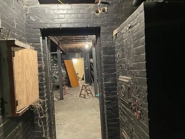 $299,900 | 12080 Broadstreet Avenue, Detroit, MI 48204