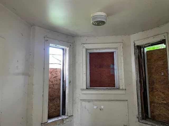 $299,900 | 12080 Broadstreet Avenue, Detroit, MI 48204