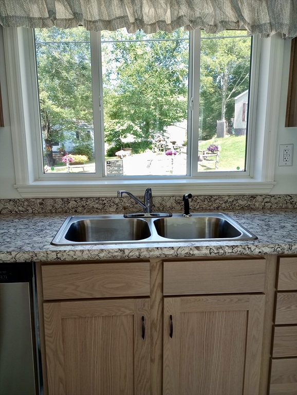 37 Gauthier Road Barre, MA 01005 - Photo 5 of 15