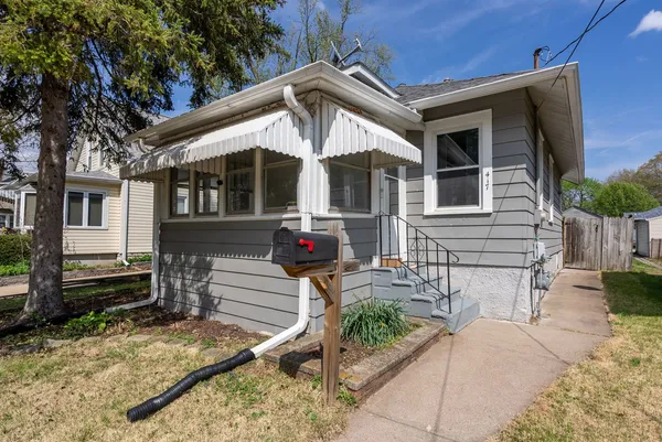 $135,000 | 417 9th Street, Silvis, IL 61282