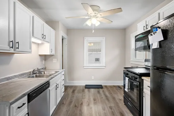 $135,000 | 417 9th Street, Silvis, IL 61282