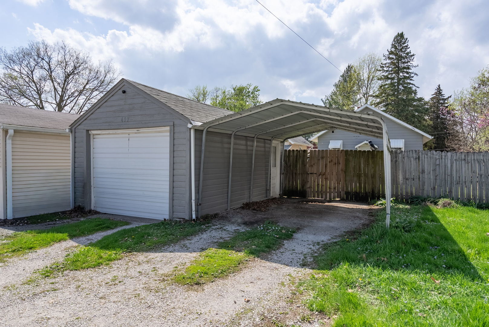 417 9th Street Silvis, IL 61282 - Photo 9 of 10