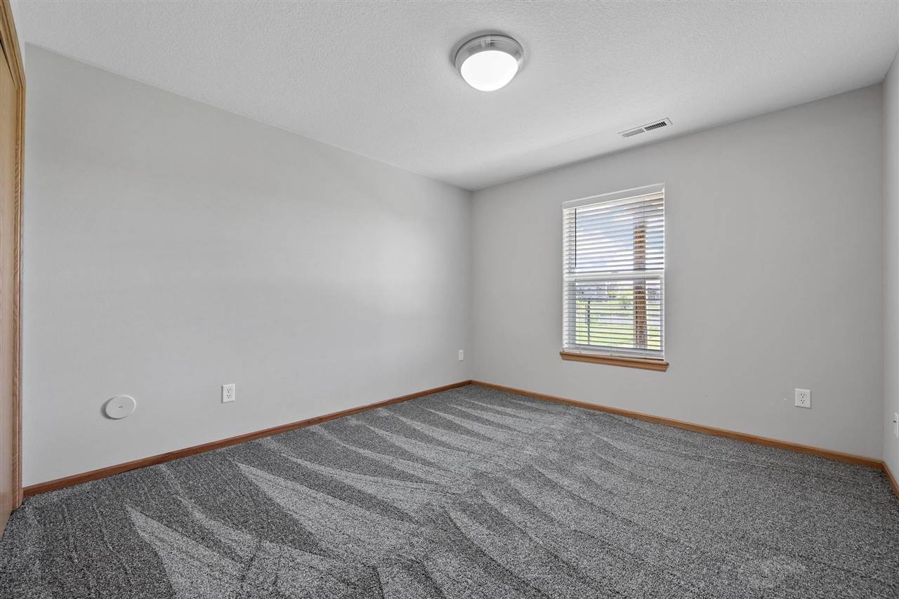 102 South Park Ridge Road North Liberty, IA 52317 - Photo 46 of 50 Gallery Image 46