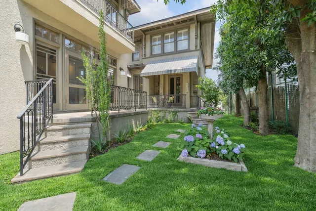 $1,100,000 | 2614 Stanford Street, Houston, TX 77006