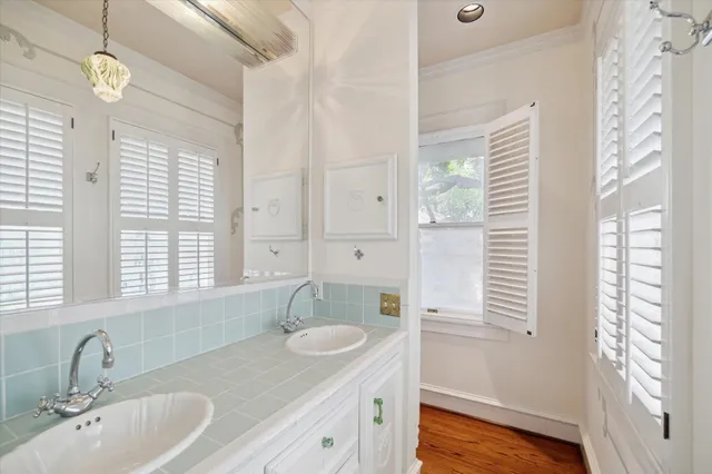 $1,100,000 | 2614 Stanford Street, Houston, TX 77006