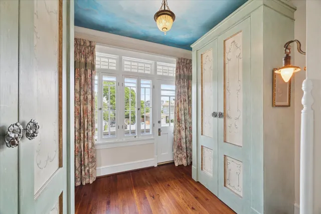 $1,100,000 | 2614 Stanford Street, Houston, TX 77006