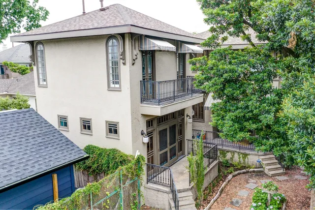 $1,100,000 | 2614 Stanford Street, Houston, TX 77006