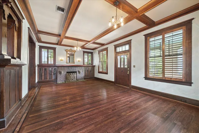 $1,100,000 | 2614 Stanford Street, Houston, TX 77006