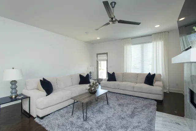 $3,695 | 1708 A Neal Terrace, Nashville, TN 37203