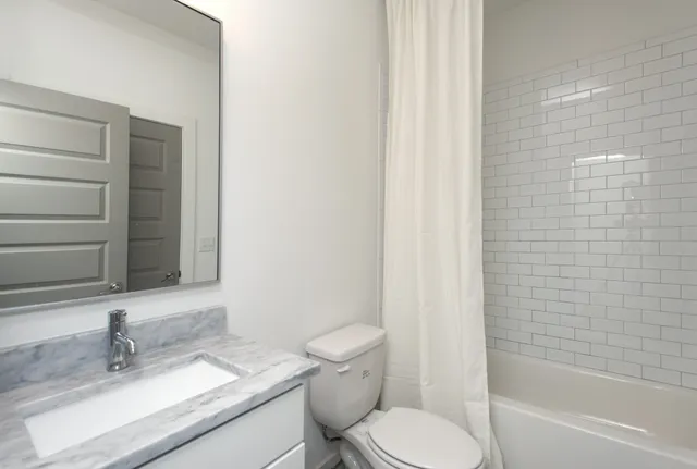 $3,695 | 1708 A Neal Terrace, Nashville, TN 37203