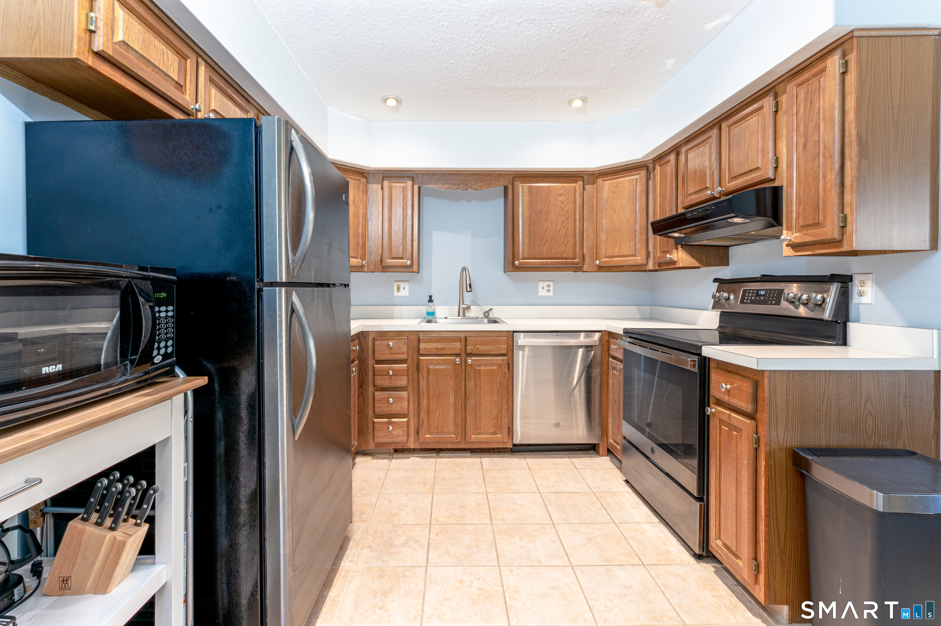 105 Maple Avenue, Unit 40 Vernon, CT 06066 - Photo 7 of 36