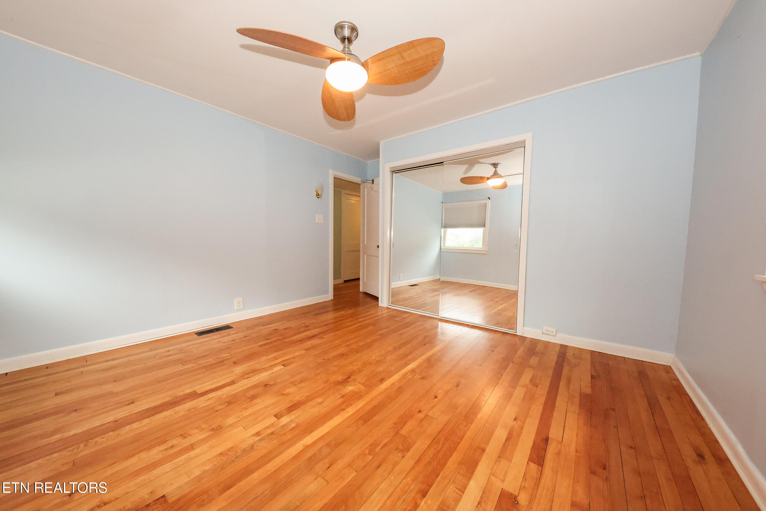 117 Tabor Road Oak Ridge, TN 37830 - Photo 24 of 50 117 BR 1-3
