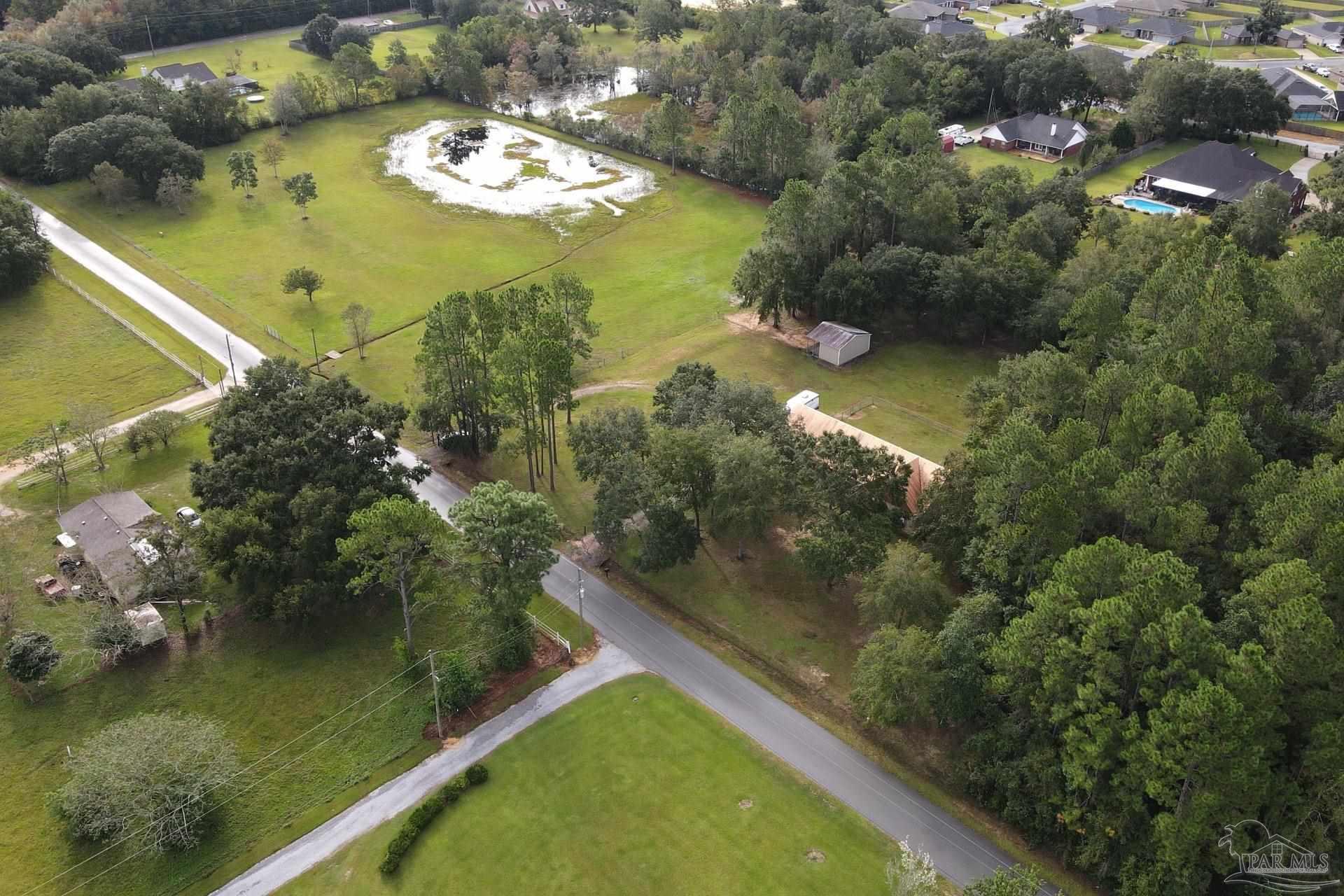 3879 Fox Road Pace, FL 32571 - Photo 10 of 37 Gallery Image 10