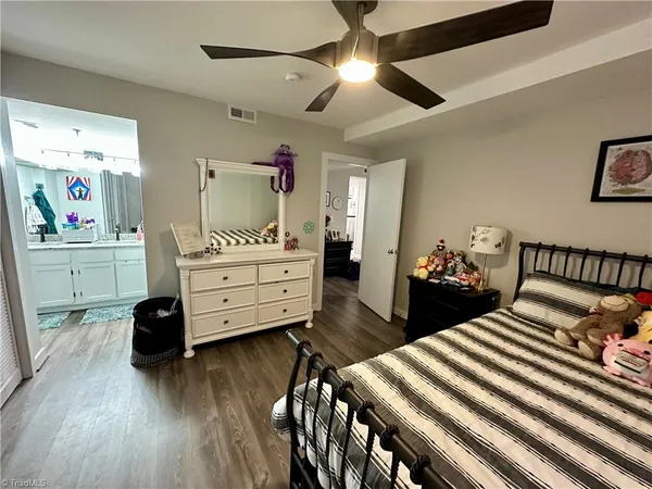 $227,500 | 315 North Spruce Street, Unit 301, Winston-Salem, NC 27101