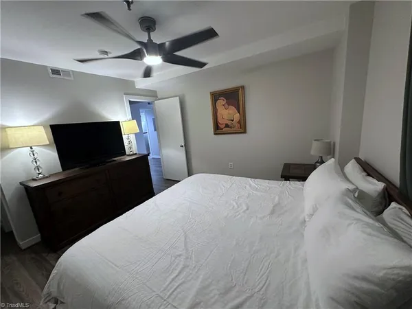 $227,500 | 315 North Spruce Street, Unit 301, Winston-Salem, NC 27101