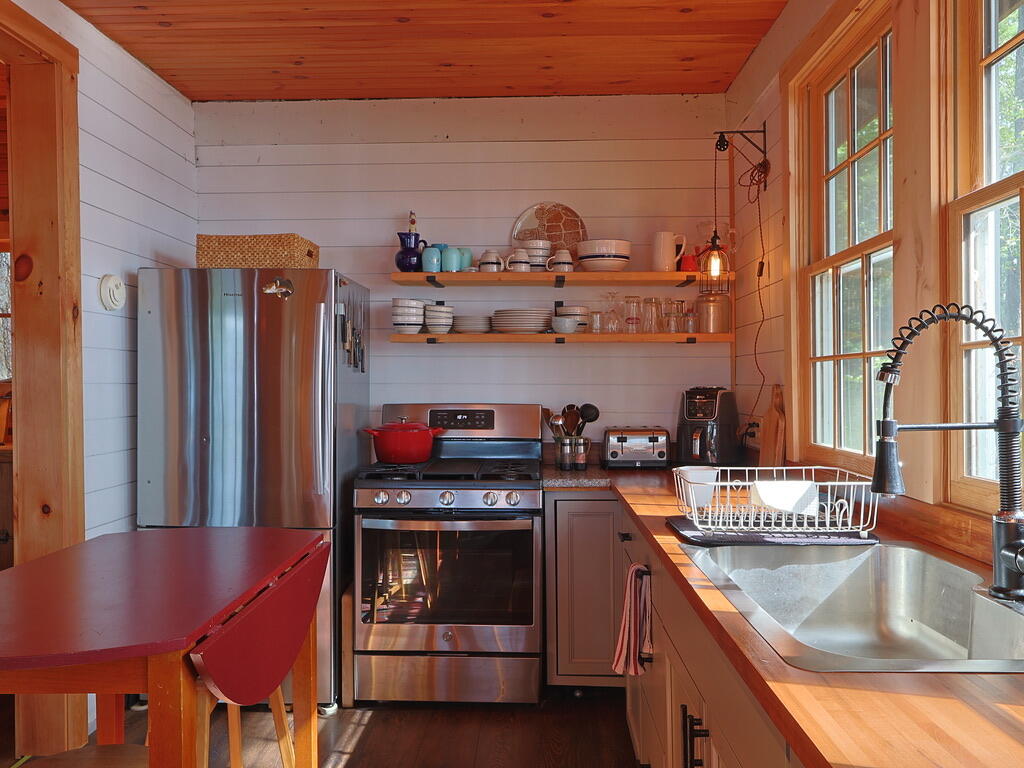 44 Aldrich Point Road Lincoln, ME 04457 - Photo 12 of 51 49D06E66-166B-4385-A4F7-C5641EB77123_1_1
