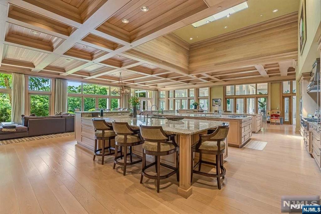 125 Chestnut Ridge Road Saddle River, NJ 07458 - Photo 13 of 49 Gallery Image 13