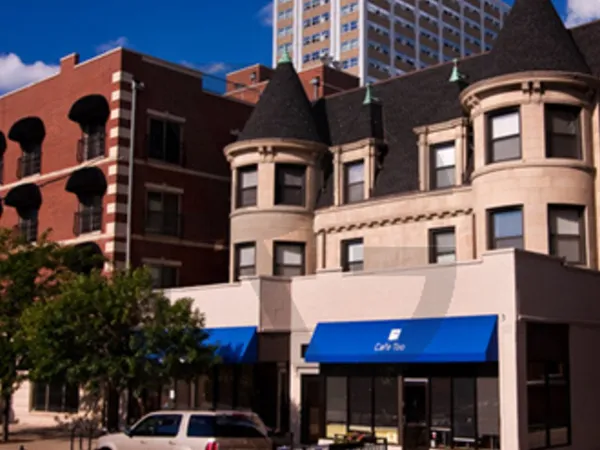 $2,995 | 4715 North Sheridan Road, Unit 22N, Chicago, IL 60640