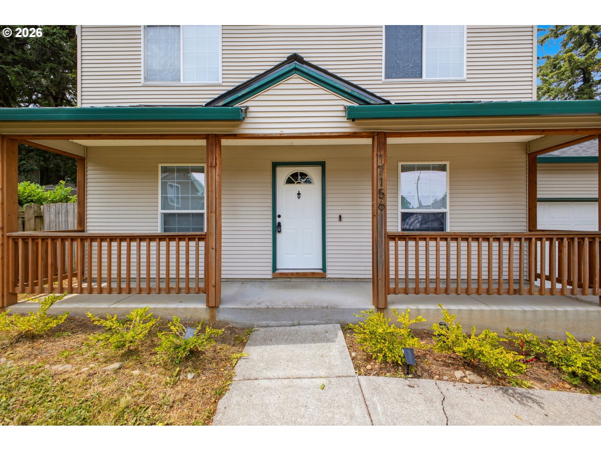 17156 Northeast Flanders Way Portland, OR 97230 - Photo 2 of 38