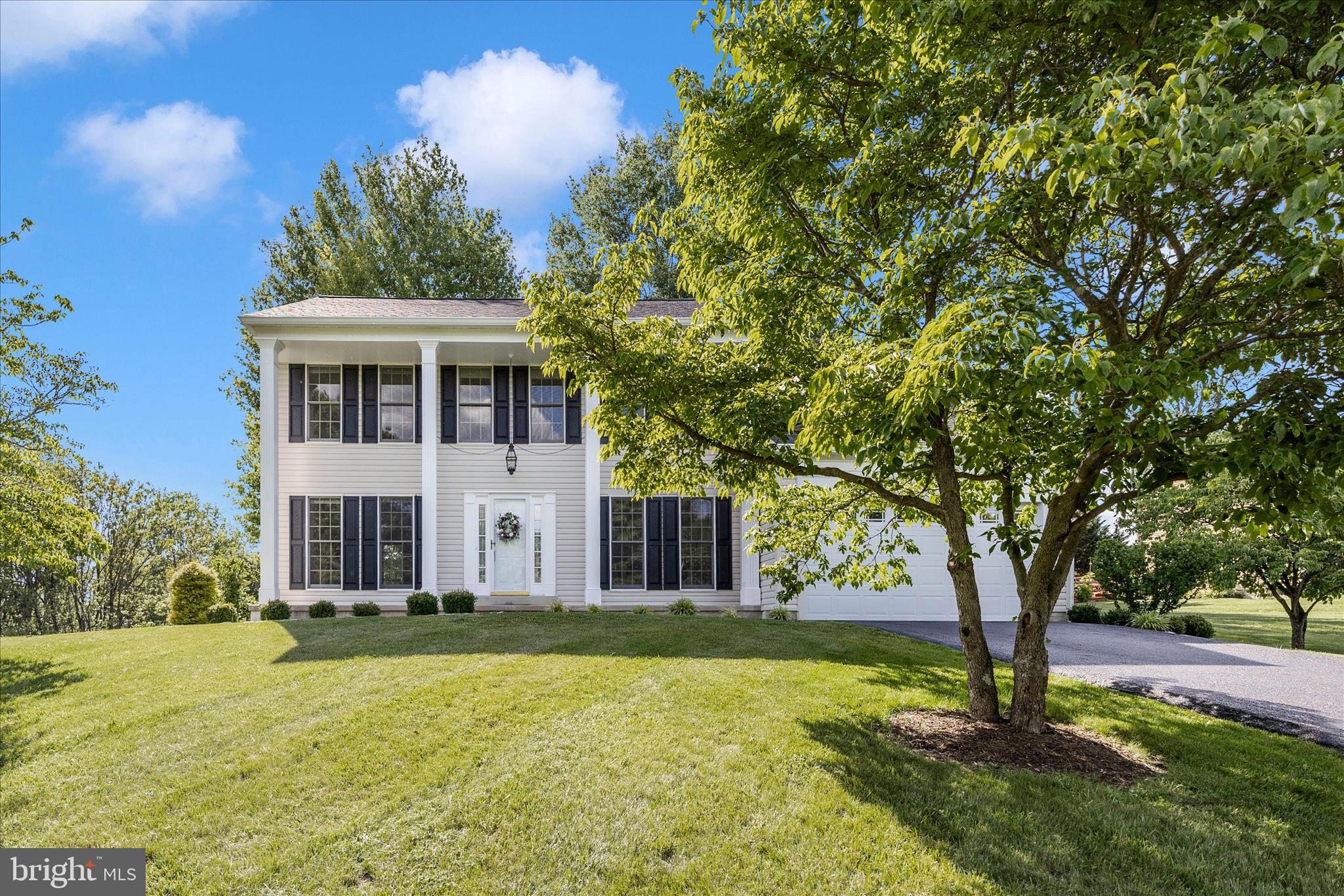 91 Prides Crossing Shenandoah Junction, WV 25442 - Photo 45 of 67 Exterior Front