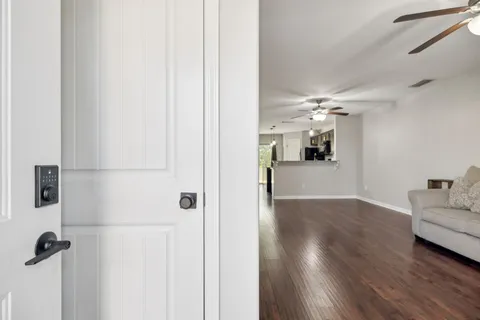 a view of a living room washer and dryer