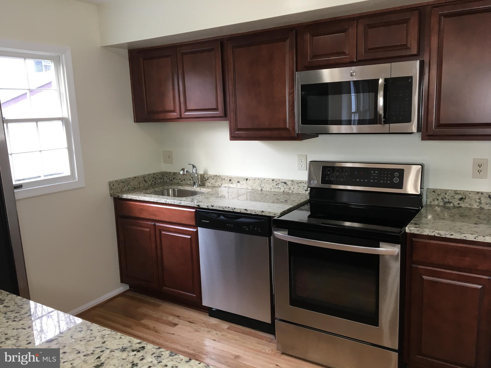6184 Sunny Spring Columbia, MD 21044 - Photo 3 of 30 Kitchen