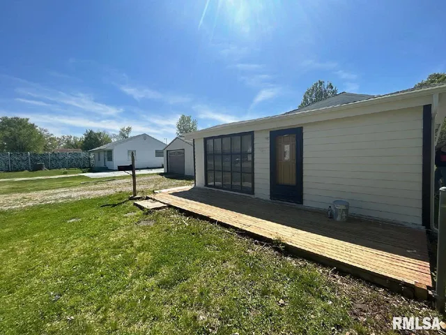 $89,900 | 2705 Holmes Avenue, Springfield, IL 62704